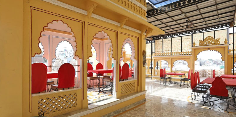 Restaurants Near City Palace Udaipur